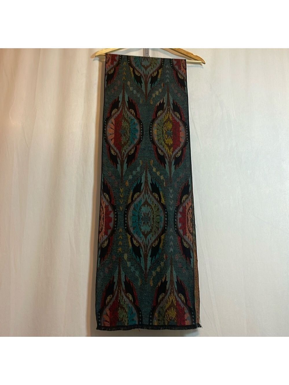 100% Cashmere Scarf Boho Art to Wear Length 78” Width 12.5” EUC